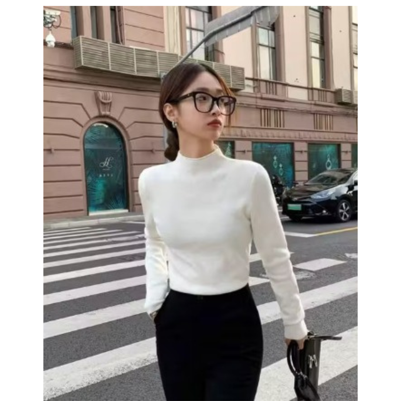 Slim-Fit Turtleneck Top-DZ 14